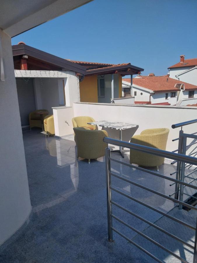 Apartments Leon Poreč Buitenkant foto